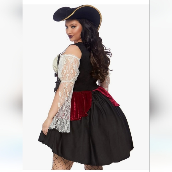Leg Avenue Red and Black Pirate Costume - Picture 2 of 5